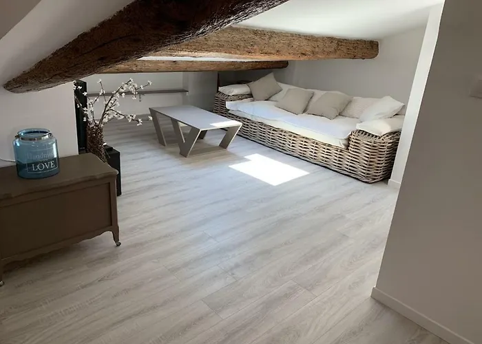 L'atypique Lägenhet *